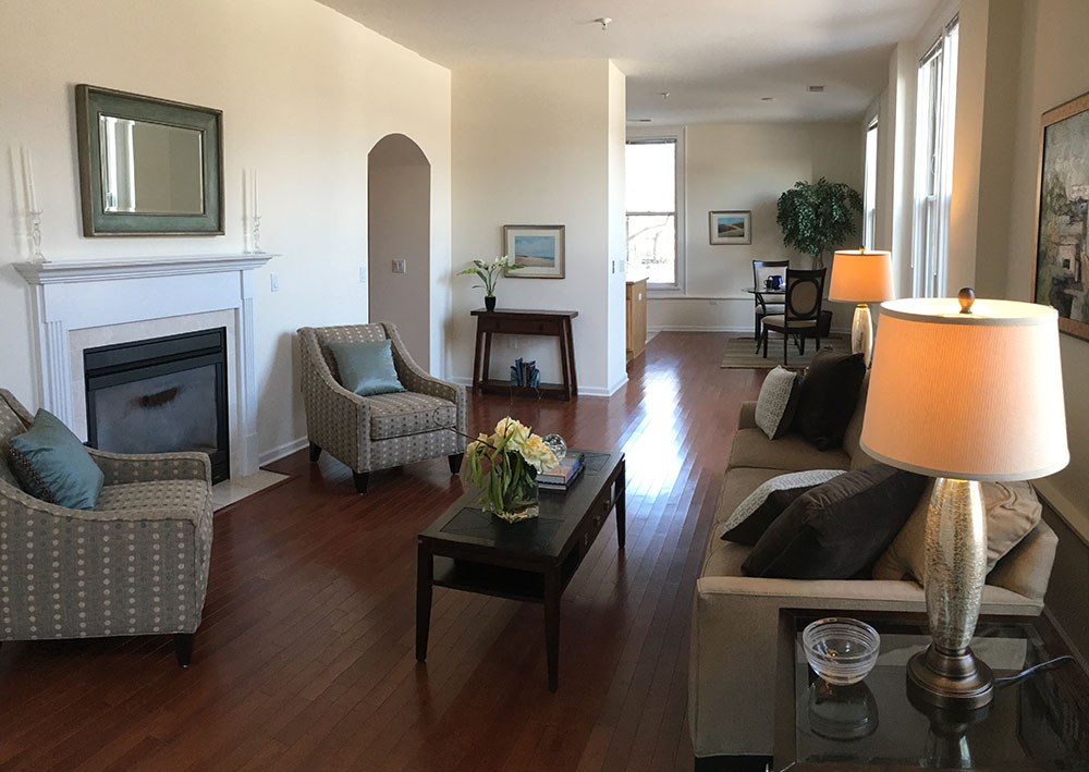 The spacious Galleria apartment